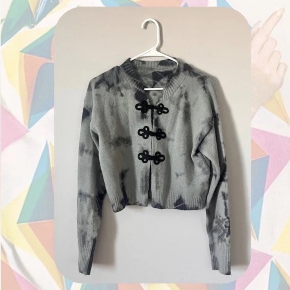 DAZY Asian Style Bold Blue Tie Dye Frog Closure Sweater Cardigan